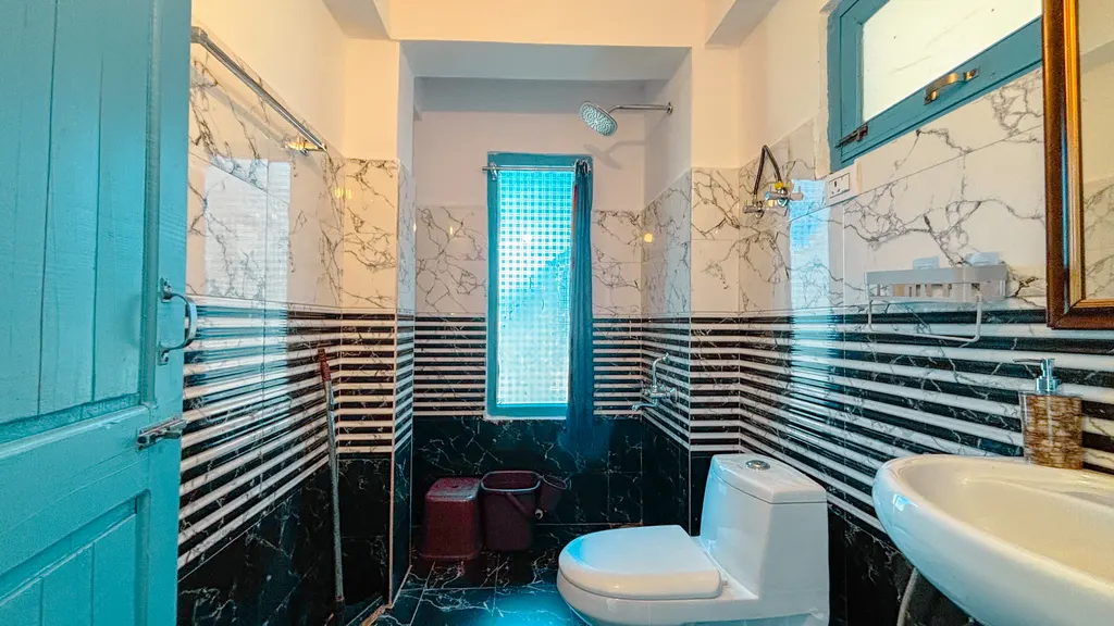 Modern Tiled Bathroom