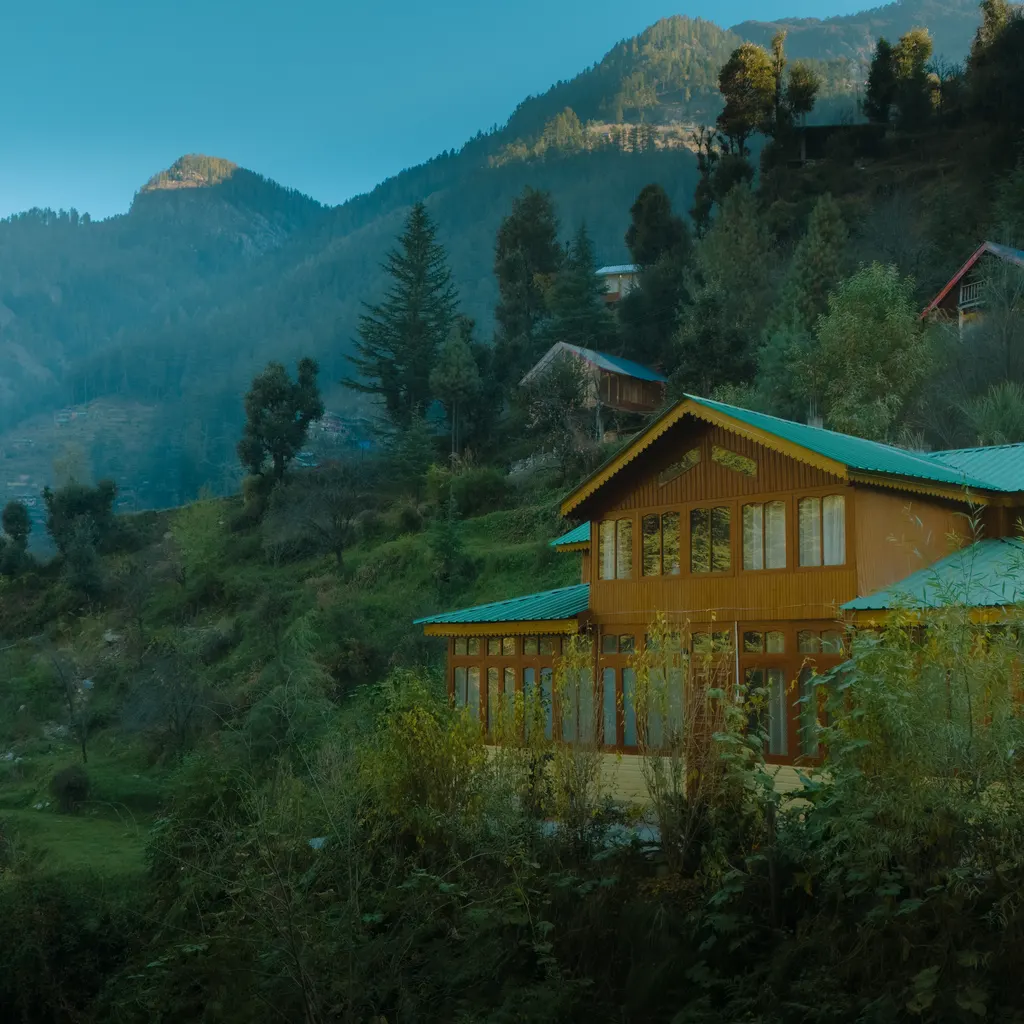Mountain Homestay Scenic Exterior
