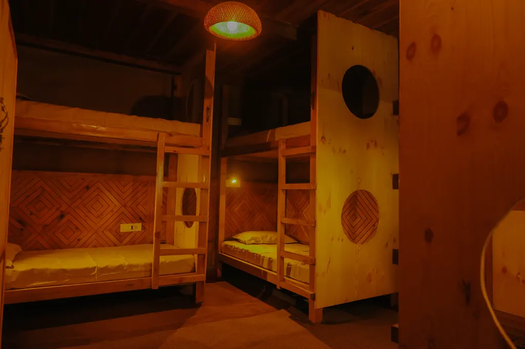 Homestay Dorm Bunk Beds Room